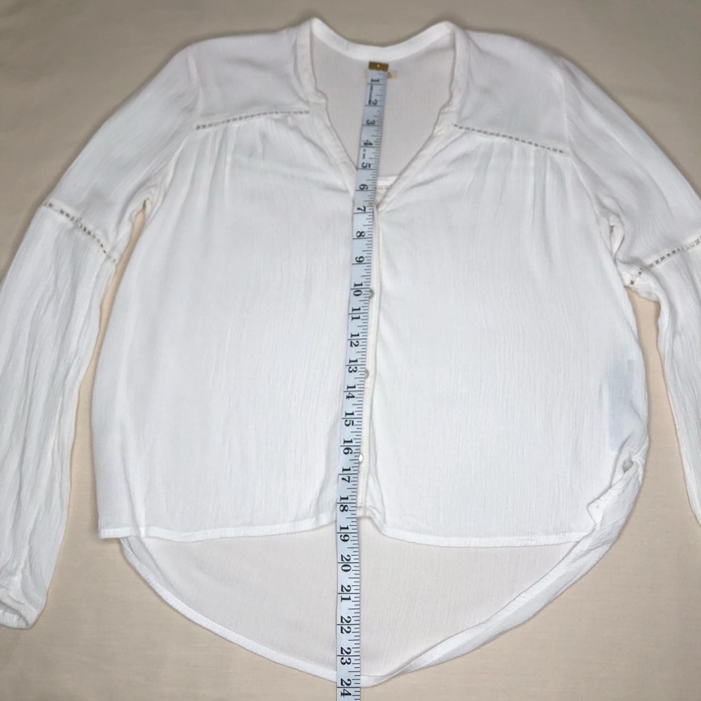 Hollister Boho Blouse Hi Low V neck Crochet detail XS - Picture 12 of 14